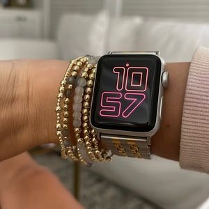 SOLD!⚠️Apple Watch Series 3 GPS + cellular data- Aluminum 38 mm